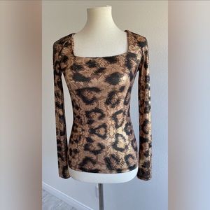 Club Donna long sleeve black and gold top. Size M. New